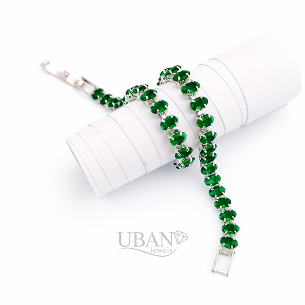UBANjewels Elegant Emerald Green Oval-Cut Crystal Tennis Bracelet